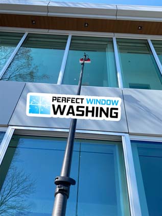 Window Washing using Waterfed System